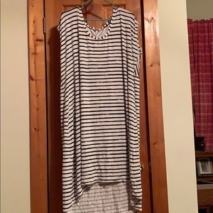 Women’s plus size dress